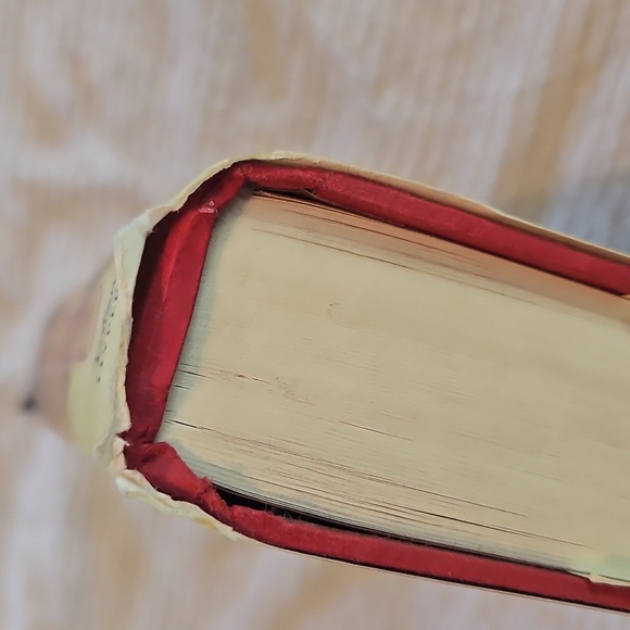 The Red Pyramid Book By Rick Riordan - Picture 3 of 4